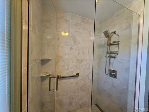 Bath - 307 Comstock Rd, Ithaca, NY 14850 photo 6 of 9