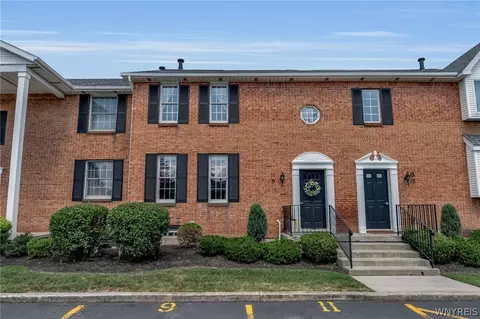 9 Tralee, East Amherst, NY 14051