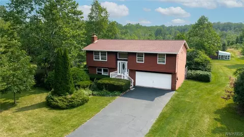 3201 Palmer Rd, Ransomville, NY 14131