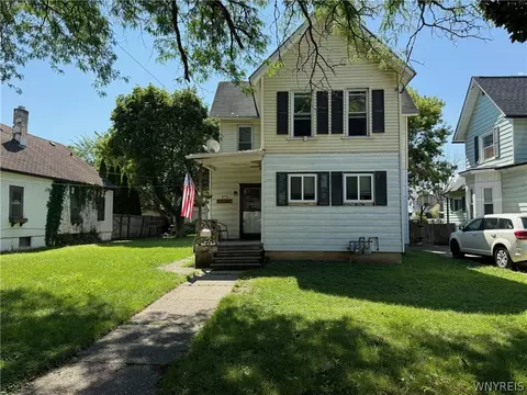 272 Vandervoort St, North Tonawanda, NY 14120