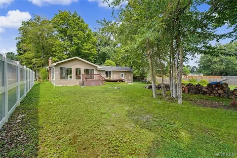 Exterior - 79 E Jerge Dr, Elma, NY 14059 photo 10 of 12