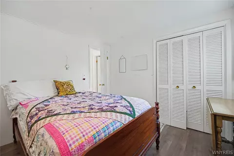 Bedroom - 79 E Jerge Dr, Elma, NY 14059 photo 3 of 5