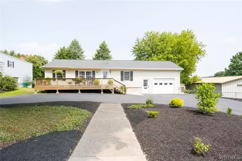 129 Jefferson St, Warsaw, NY 14569