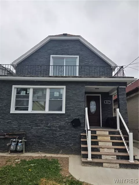 267 Roslyn St, Buffalo, NY 14215