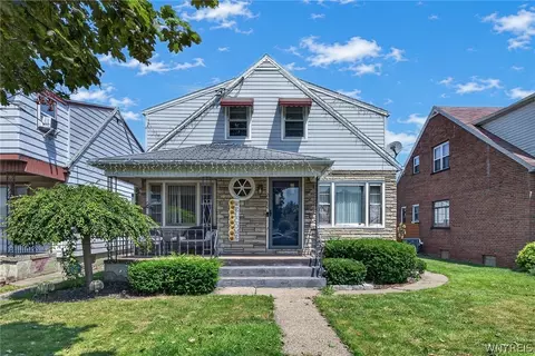 2482 Forest Ave, Niagara Falls, NY 14301