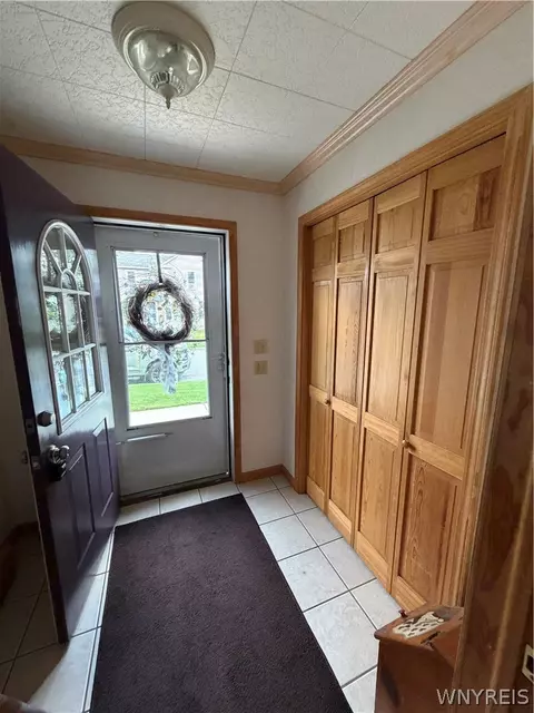 Entry Way - 320 Center St, Olean, NY 14760 photo 4 of 6