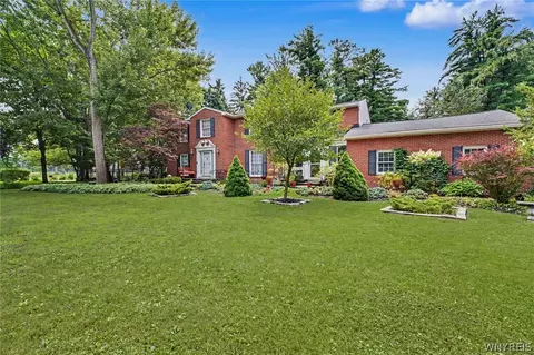 478 Paradise Rd, East Amherst, NY 14051
