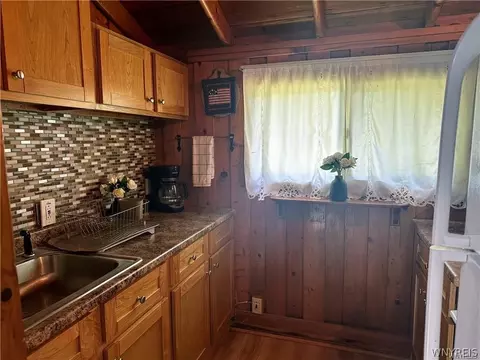 Kitchen - 69 Foxtrail, Sheldon, NY 14167 photo 1 of 2
