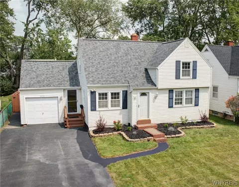 1603 Love Rd, Grand Island, NY 14072