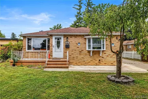 52 Victoria Blvd, Cheektowaga, NY 14225
