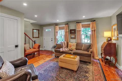 Living - 445 Plain St, Lewiston, NY 14092 photo 3 of 4