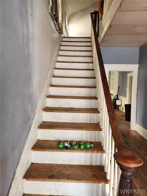Entry Way - 141 E William St, Bath, NY 14810 photo 4 of 4
