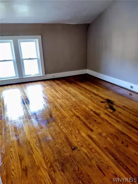Bedroom - 141 E William St, Bath, NY 14810 photo 4 of 5