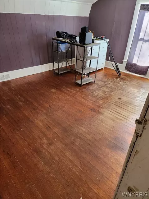Bedroom - 141 E William St, Bath, NY 14810 photo 2 of 5