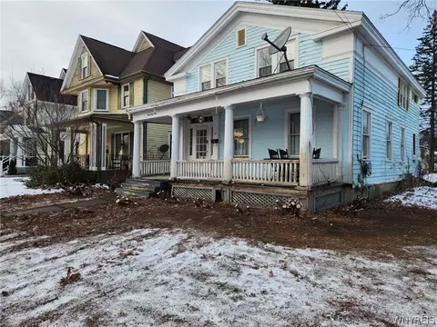 Exterior - 141 E William St, Bath, NY 14810 photo 2 of 4