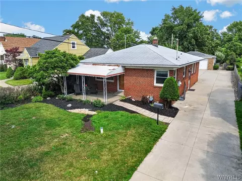 861 Beach Rd, Cheektowaga, NY 14225