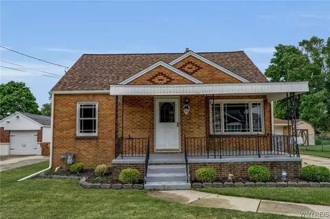 75 Girard Ave, Cheektowaga, NY 14227
