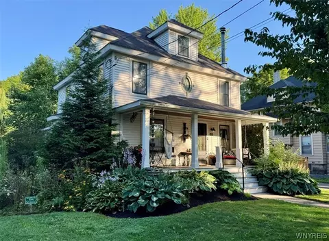 207 Birch St, Salina, NY 13088