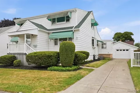 145 Holly St, Buffalo, NY 14206