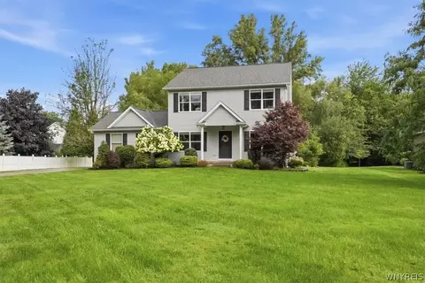 500 Casey Rd, East Amherst, NY 14051