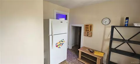 Entry Way - 2906 Pine Ave, Niagara Falls, NY 14301 photo 6 of 6