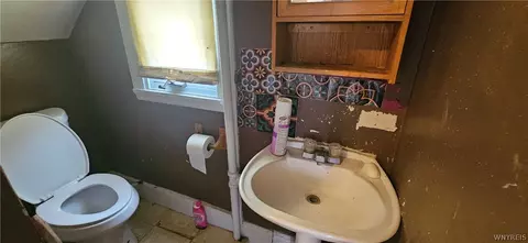 Bath - 2906 Pine Ave, Niagara Falls, NY 14301 photo 1 of 2