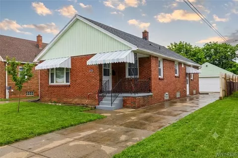 159 Eastland Pkwy, Cheektowaga, NY 14225