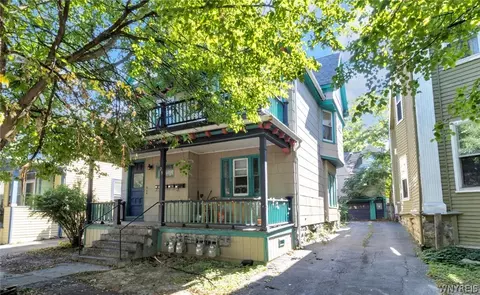 29 Livingston St, Buffalo, NY 14213