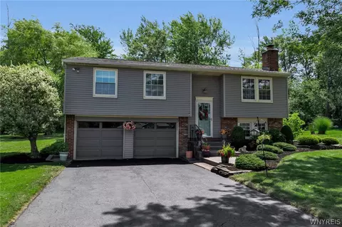 3617 Connie Trl, Buffalo, NY 14219