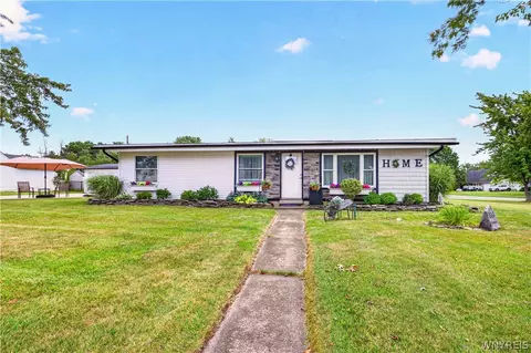 1563 Broadway, Grand Island, NY 14072