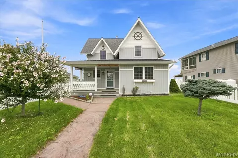 9125 Somerset Dr, Somerset, NY 14012