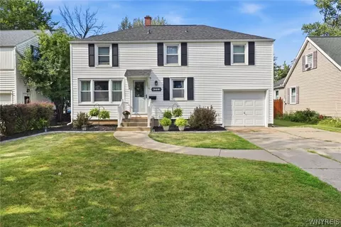 364 Southwood Dr, Buffalo, NY 14223