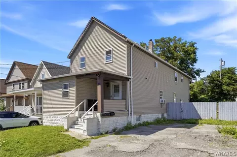 26 Caldwell Pl, Lackawanna, NY 14218
