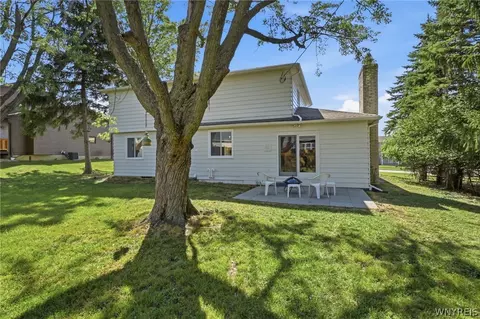 Exterior - 93 Hemlock Dr, West Seneca, NY 14224 photo 9 of 9