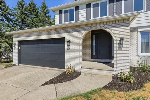 Exterior - 93 Hemlock Dr, West Seneca, NY 14224 photo 4 of 9