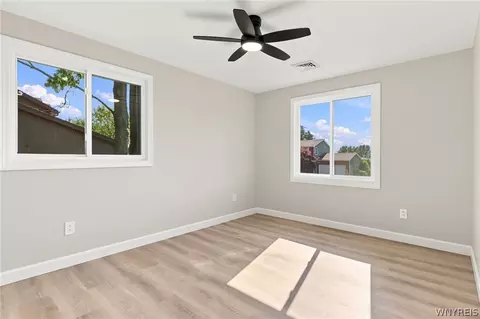 Bedroom - 93 Hemlock Dr, West Seneca, NY 14224 photo 6 of 7