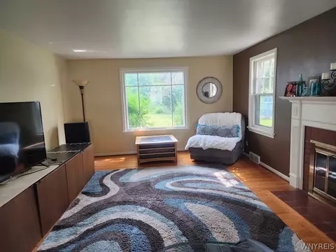 Living - 153 Pinecrest Dr, Irondequoit, NY 14617 photo 5 of 5