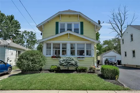 811 91st St, Niagara Falls, NY 14304