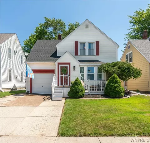 45 Claremont Ave, Tonawanda, NY 14223