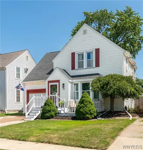 45 Claremont Ave, Tonawanda, NY 14223