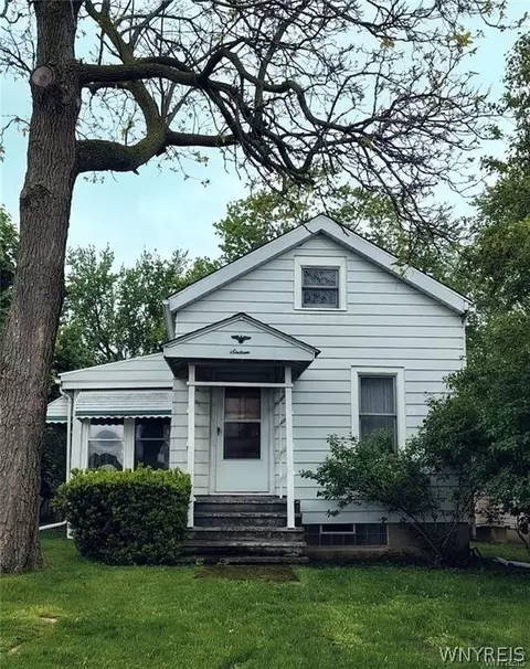 16 Crestview Ave, Cheektowaga, NY 14225