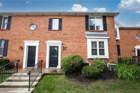 63 Tralee Ter, East Amherst, NY 14051