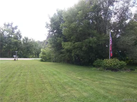 Exterior - 6767 E Lake Rd, Castile, NY 14427 photo 5 of 10