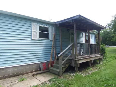 Exterior - 6767 E Lake Rd, Castile, NY 14427 photo 4 of 10