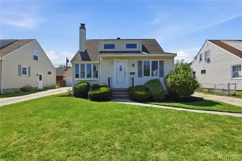 279 Westfall Dr, Tonawanda, NY 14150