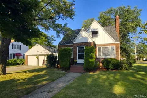 275 Capen Blvd, Amherst, NY 14226