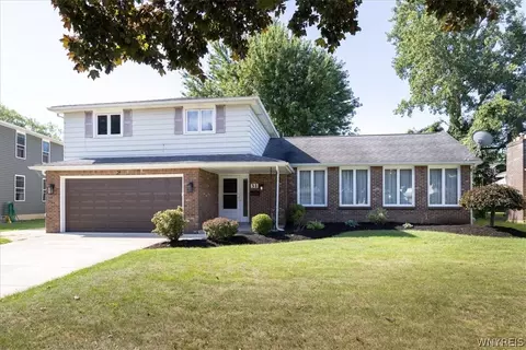 31 Lorna Ln, Tonawanda, NY 14150