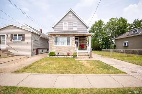 30 Modern Ave, Lackawanna, NY 14218
