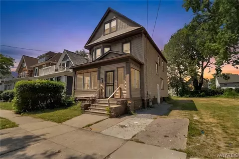 132 Royal Ave, Buffalo, NY 14207