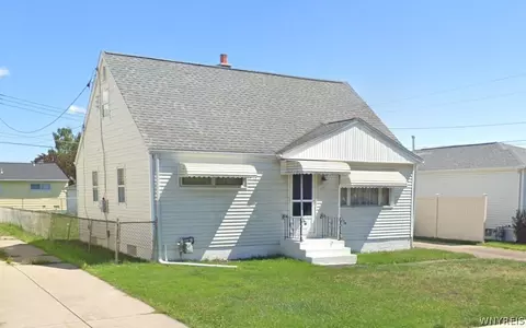 25 Wallace Ave, Cheektowaga, NY 14227